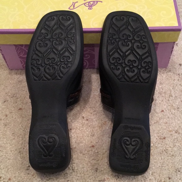 Shoes - Picture 2 of 4